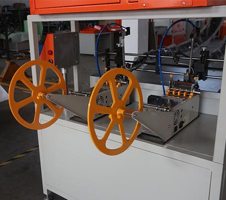 Non-woven Strips Bonding Machine