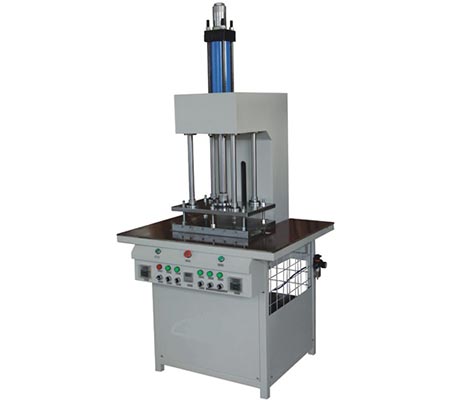Toyota Air Filter Heating and Jointing Machine